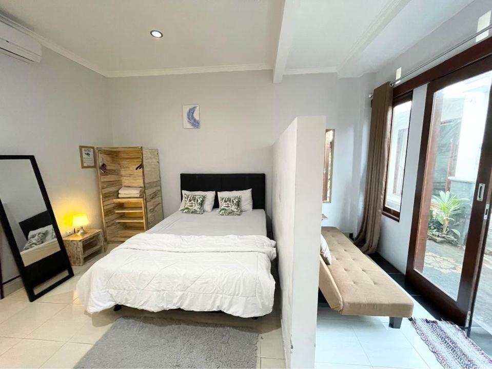 Lagriya Guest House Ketewel Bagian luar foto